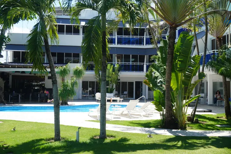 Piscina del hotel